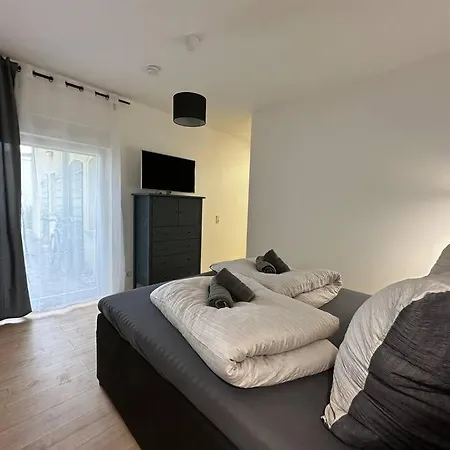 Modern, Stylisch Und Zentral! Appartement *