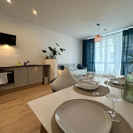 Modern, Stylisch Und Zentral! Meuselwitz