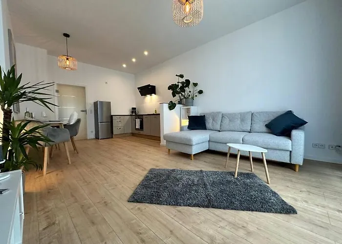 Modern, Stylisch Und Zentral! Apartment *